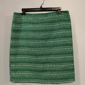 This skirt just screams color!'